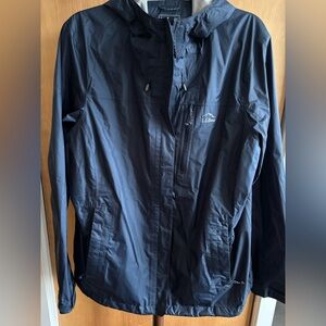 L.L. Bean XL‎ Women's Navy Raincoat